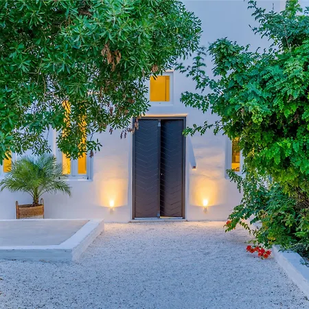 Lägenhetshotell Euphoria Chora Naxos 4*